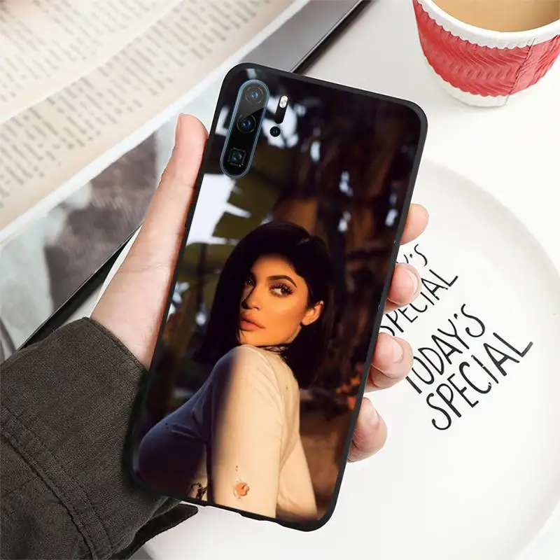 

Kylie Jenner actor Phone Case For Huawei honor Mate P 10 20 30 40 i 9 8 pro x Lite smart 2019 nova 5t luxury capa cover