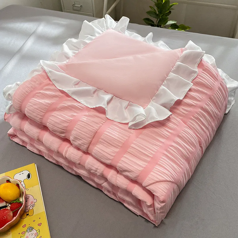 

Princess Style Green Summer Quilt Bedspread Lace Decor Seersucker Air Conditioned Duvet Solid Color Girls Home Summer Comforter