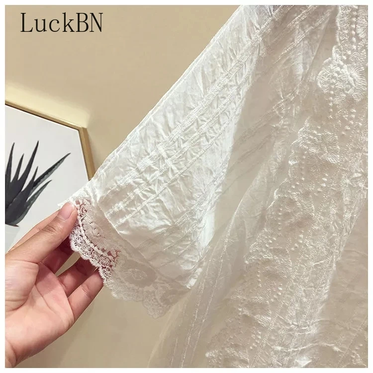 

Korean Lace Chiffon Blouse Tops 2021 Summer New Slim Chiffon Shirts Women Plus size Loose Blouses Shirt Female Sexy V-Neck Shirt