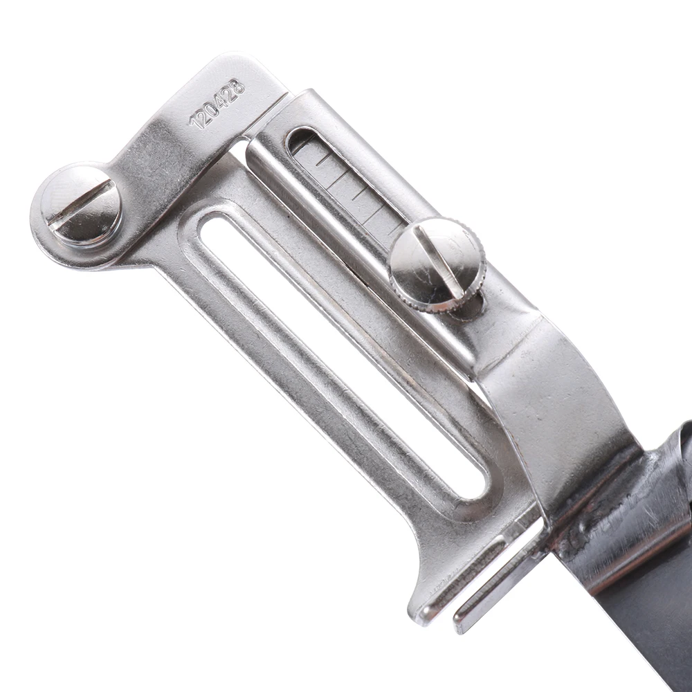 Лапка janome 200136002. Лапка бытовой. Лапка для молнии для машины джаноме. Лапки 16. Набор лапок 32 шт для швейной машины janome.