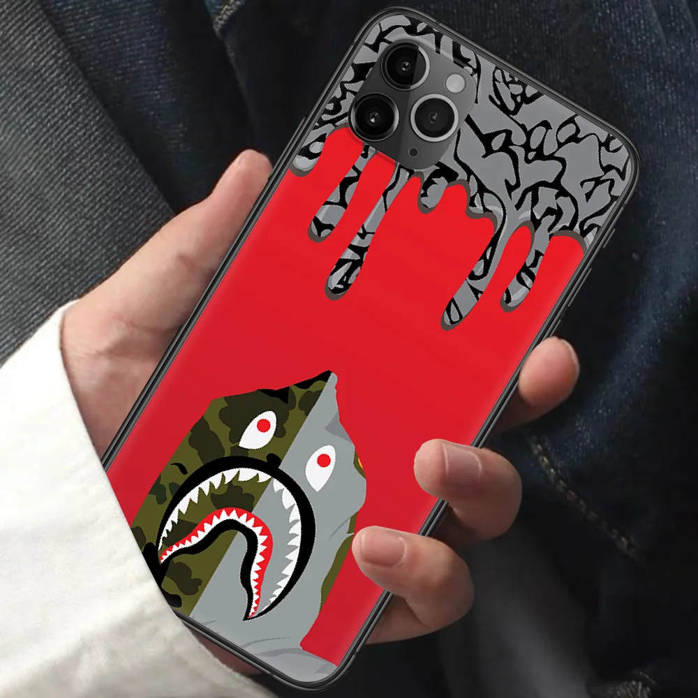 

Fashion Sports Brand Bape Phone Case For Iphone 11 12 Mini PRO XR X XS MAX 6 6s 7 8 Plus 5 5s SE 2020 black Bumper 3D Funda