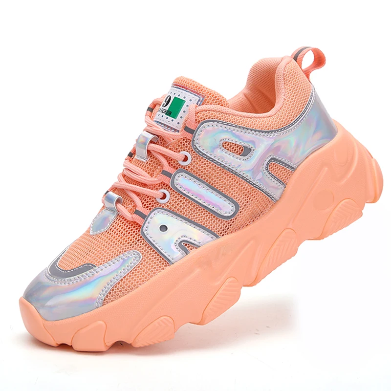 Женские кроссовки с сетчатым верхом повседневные спортивные белого цвета на