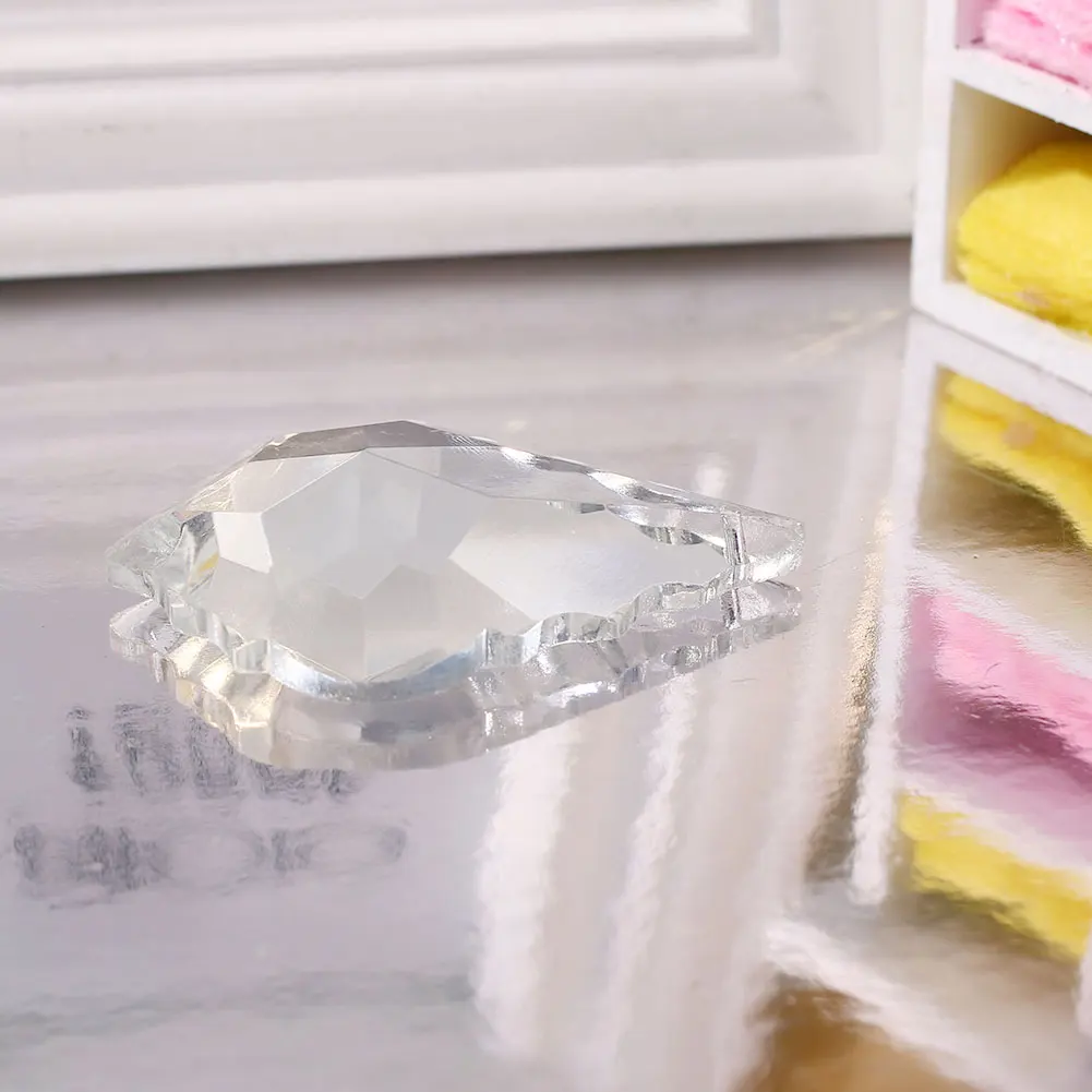 Стеклянный клен кристалл в форме листика кулон 63 0 мм Светоотражающая Призма