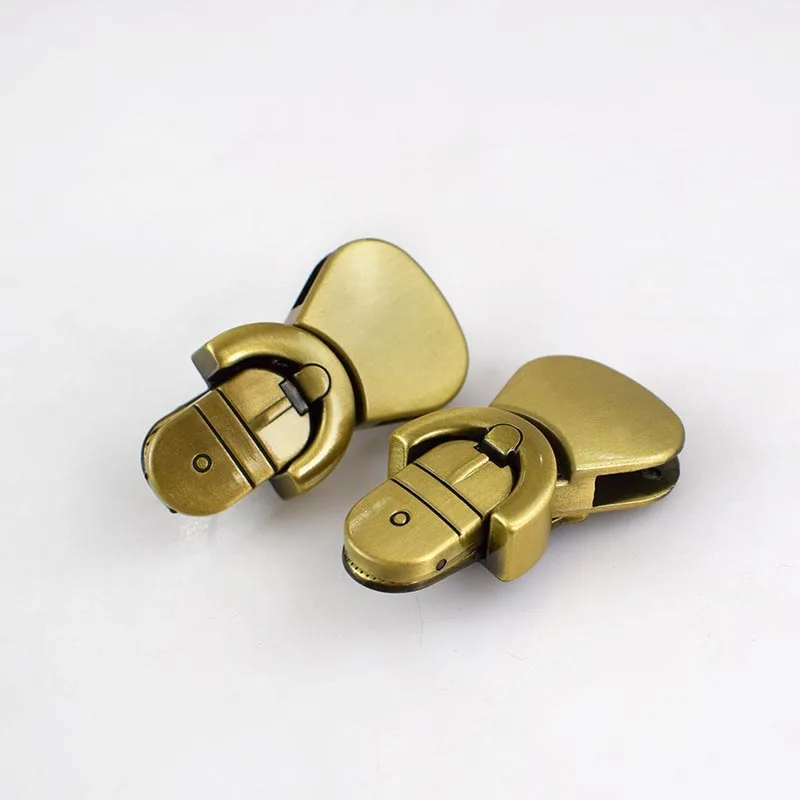 brass 2/4 шт. Сумки из натуральной кожи Концевая фреза для вырезания гнезд для блокировки мешок замки модная обувь с пряжкой с поворотной блокировкой защелки для DIY сумки на замену застежка для сумочки застежка KY573 - Цвет: brass