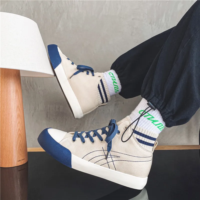 

Men's Casual Shoes Lace-up Light Joker Simple High Top Board Shoes Rubber Soft Bottom Comfortable Outdoor Canvas Shoes