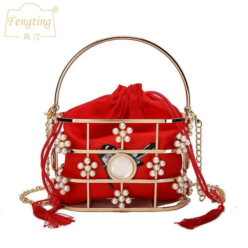 Женская вечерняя сумка в клетку металлическая рама ковш жемчужный Свадебный