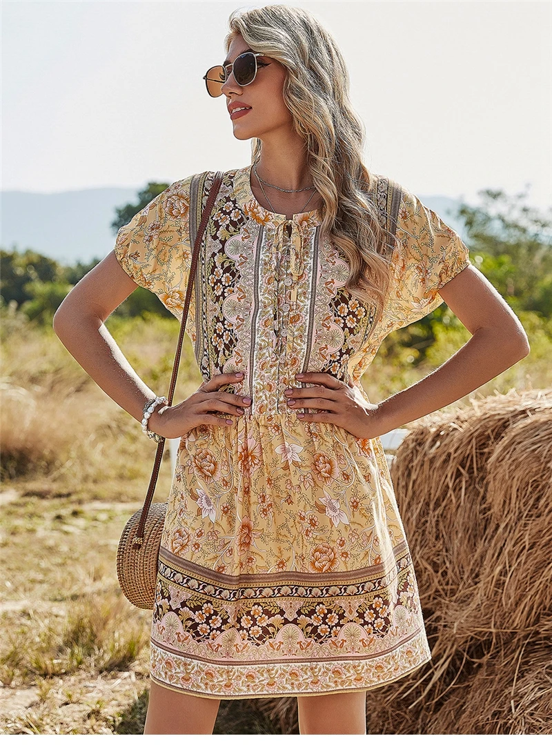 

2021 Spring New Vintage Print Dress Women Bohemian O Neck Short Sleeve Button Dress for Women Fashion Summer Dress