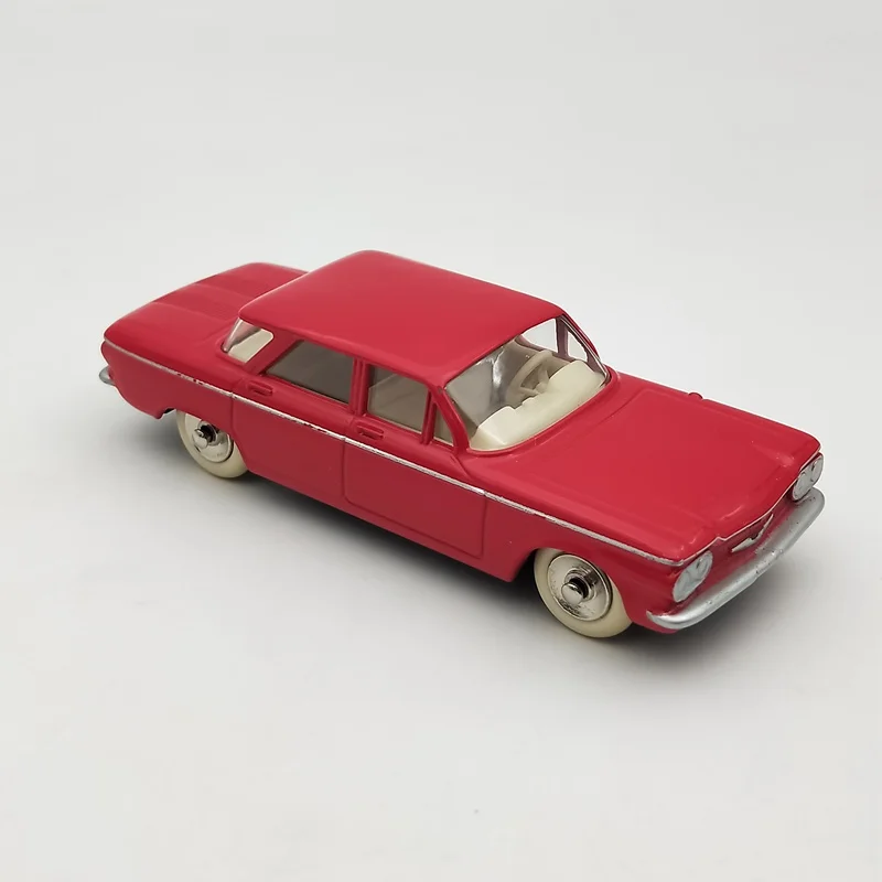 1:43 DeAgostini Dinky Toys 552 Chevrolet Corvair литые модели ограниченный выпуск коллекционные