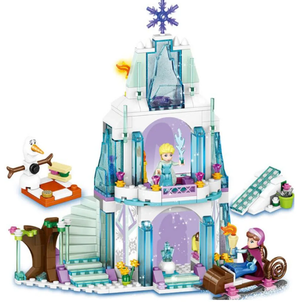 Новый набор строительных блоков замка Аренделль с героями города, принцессами, королевой Анной и Эльзой.