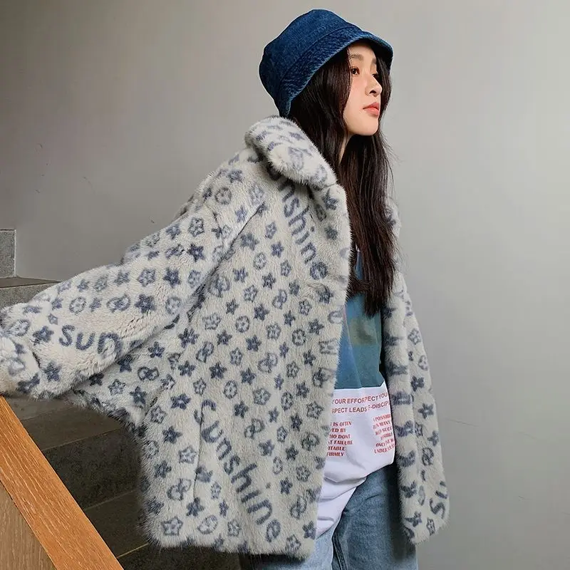 Autumn and winter fake fur coat new loose letter printed Plush coat imitation rabbit hair thickened warm Plush coat