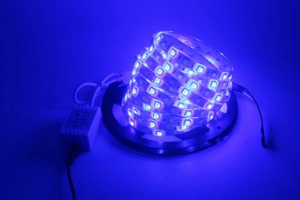 Светодиодные ленты светильник 5050 RGBW/RGBWW DC12V 60 Светодиодный/m IP20 IP65 RGB теплый белый гибкий светодиодный светильник 5 м/лот лучше, чем Smd3528 5630 5730