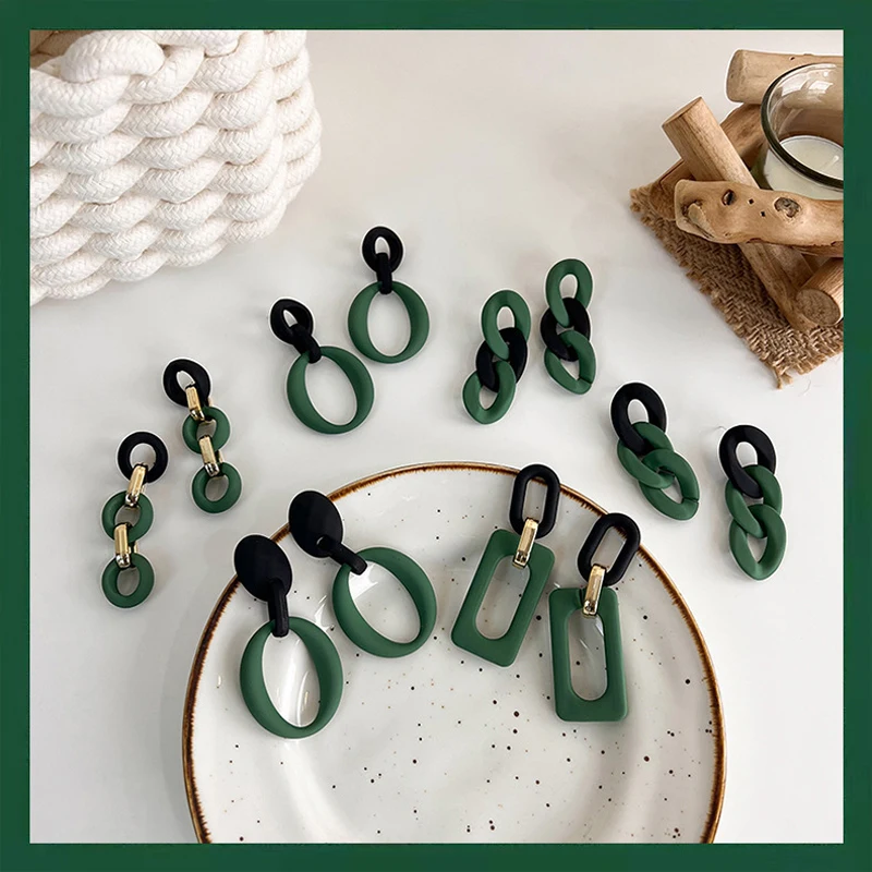 

Vintage Dark Green Acrylic Big Earrings Chain Tassel Fashion Jewelry Accessories Retro Style Geometry Earrings for Girls Women
