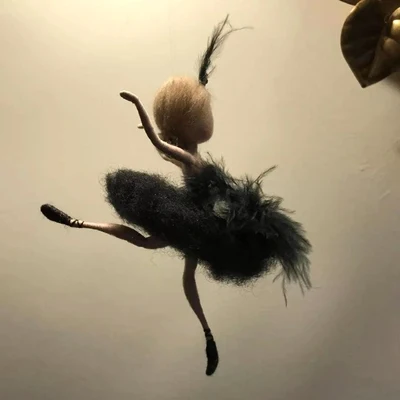 Черный лебедь сделай сам шерсть войлок пуксы незаконченная мечта фея принцесса