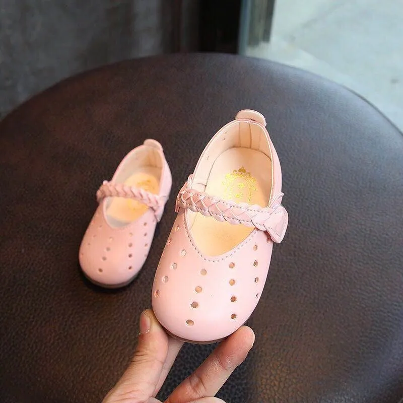 Кожаная обувь VFOCHI для девочек цветочное украшение повседневная детская вечерняя