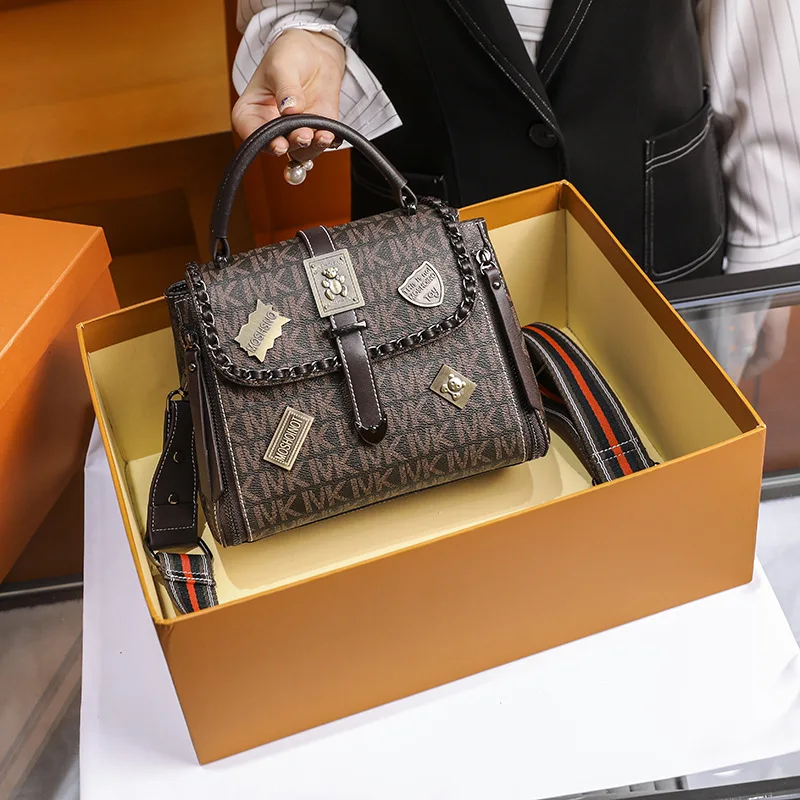 

Khamezoa Брендовая женская сумка 2021 роскошный значок женская сумка с принтом роскошная кожаная маленькая квадратная сумка на одно плечо женские пеленки