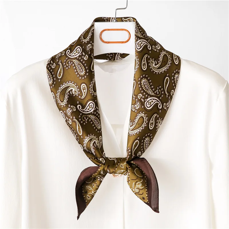 

2020 Hijab Winter Fashion Printing Ins Students Decoration Spring And Autumn Bandana Brand Women Scarves Silk Scarf Poncho