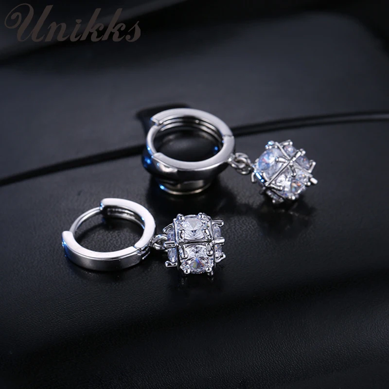 

Micro inlaid zircon female earrings