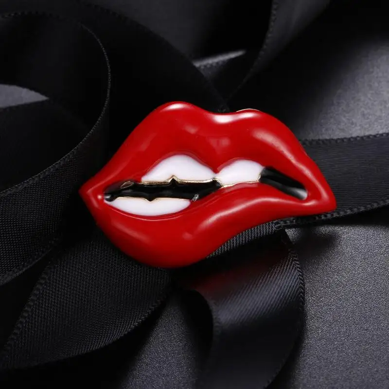 Эмалированные Броши с красными губами для женщин и мужчин вечерние из сплава