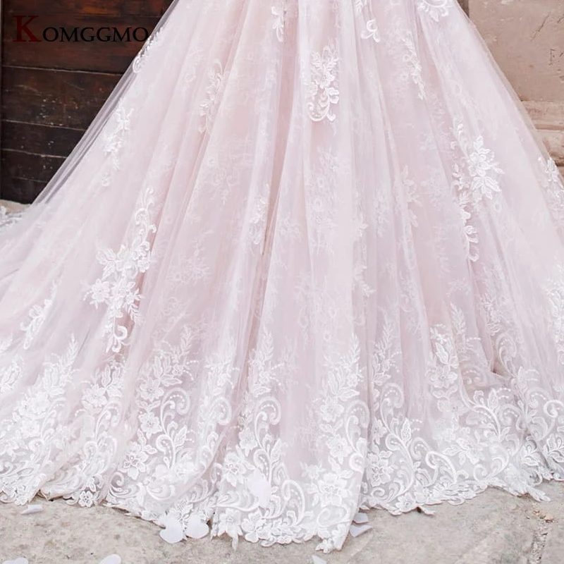 

Luxury Court Train Embroidery Appliques Tulle Full Length Sleeve Wedding Dress Elegant O-Neck Button Back Bridal Ball Gown