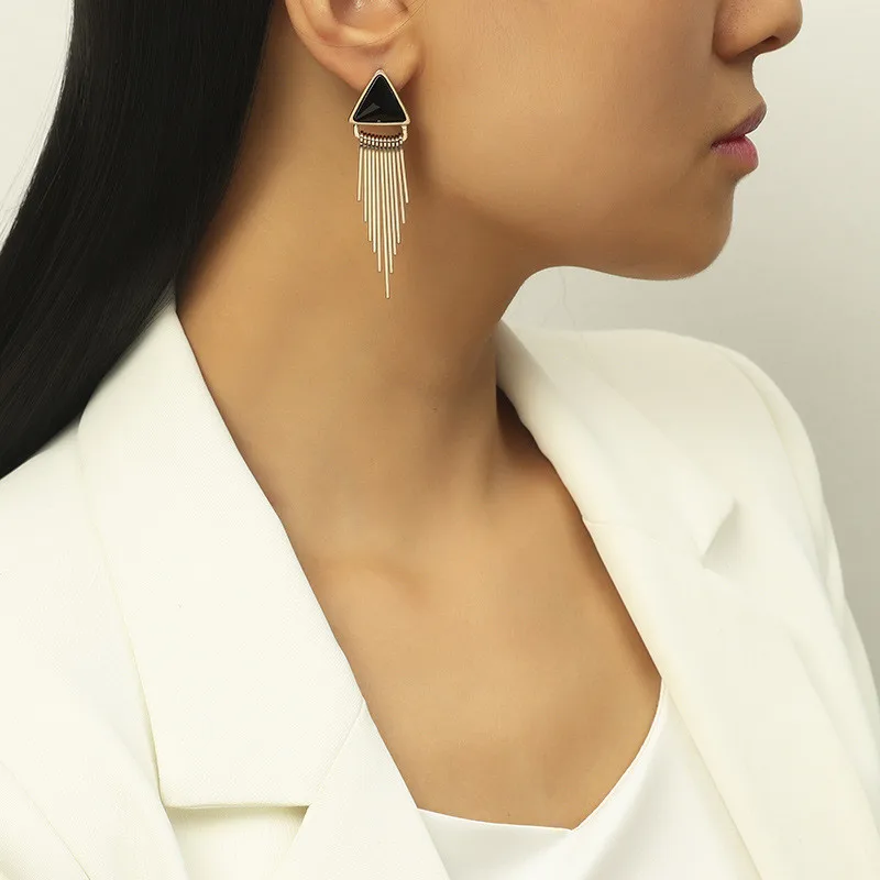 

Women Dangle Drop Earrings Metal Tassel Triangle Punk Black Fashion Jewelry Accessories Wholesale Party