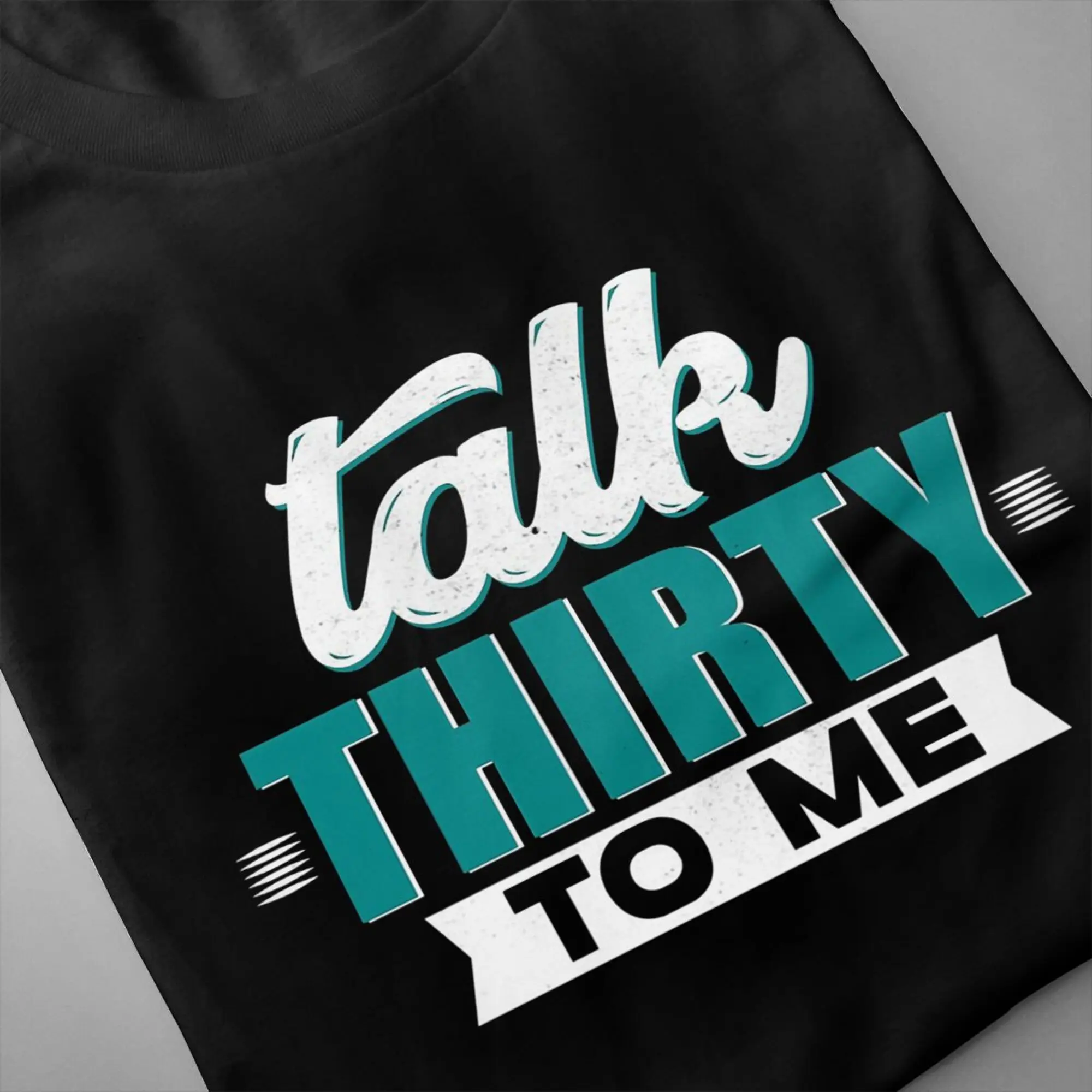 Говорить тридцать ко мне на день рождения модная футболка дизайн 30 дню