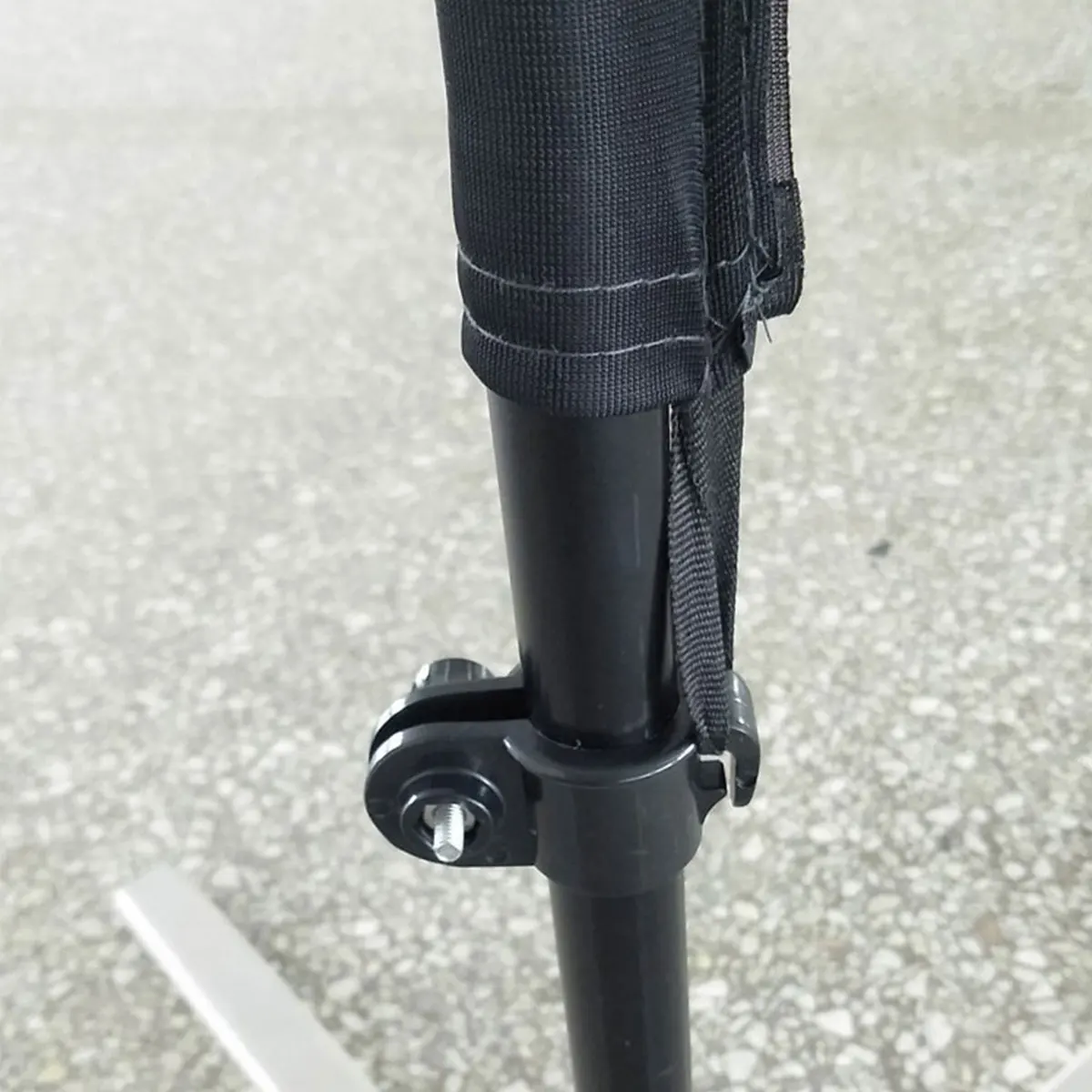 Розетка Женская Парикмахерская по индивидуальному заказу 110 г вязаный