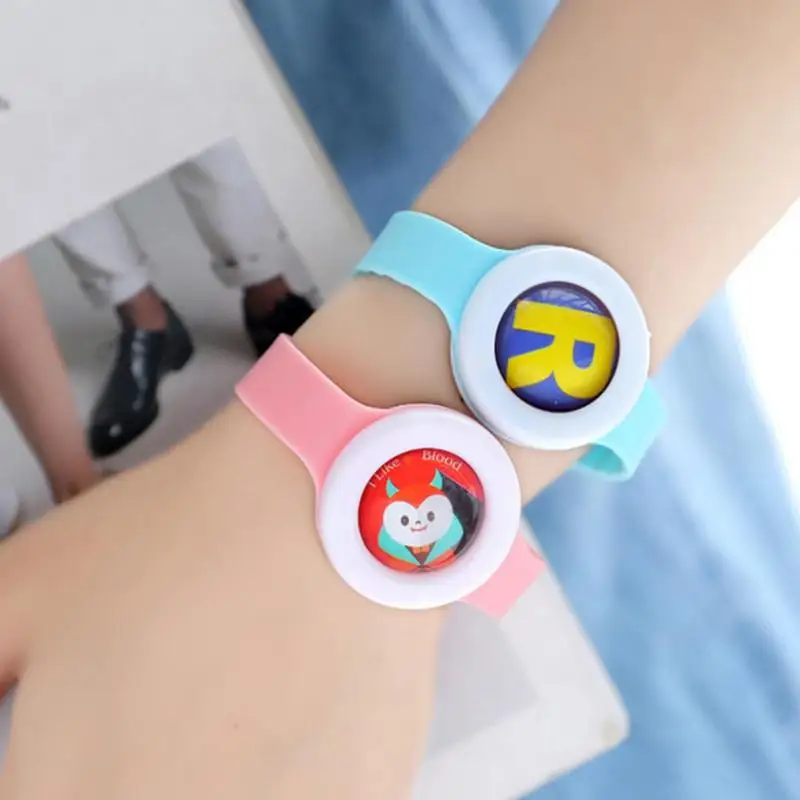 

Animal mosquito repellent buckle random cartoon buckle bracele repellent capsule oil mosquito repellent mosquito esse