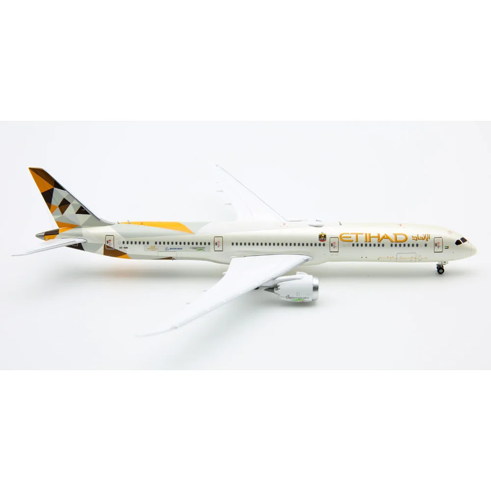 Коллекционный самолет из сплава модель летательного аппарата 1:400 искусственного