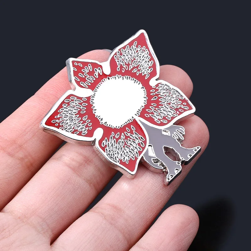 Классическая Брошь с изображением ТВ очень странные дела светильник алфавит на