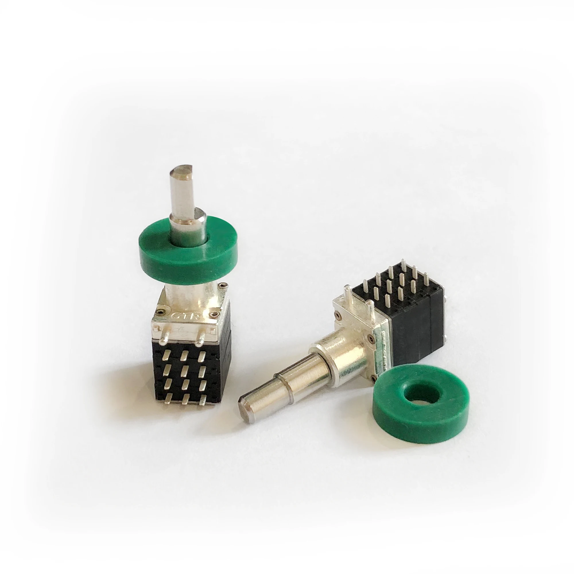 10PCS 40012029002 Walkie Potentiometer Channel Control Switch for Motorola CP040 CP200D DEP450 DP1400 XiRP3688 Radio--VBLL