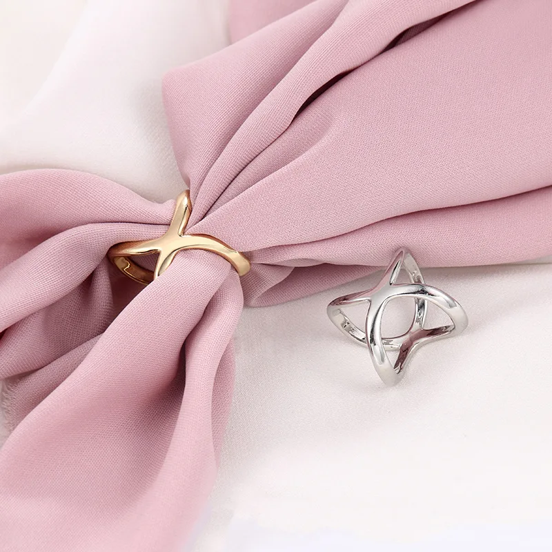 

Fashion Scarf Buckle Simple Cross Scarf Clip X-shaped Metal Brooch Ladies Bowknot Scarf Buckle Shawl Jewelry Accessories