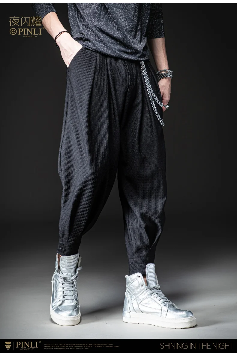 

Free shipping New fashion male summer men's personality Night shines autumn nightclub loose casual black trousers BY193117384