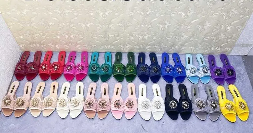 

2021 new hot selling luxury women's shoes sandals