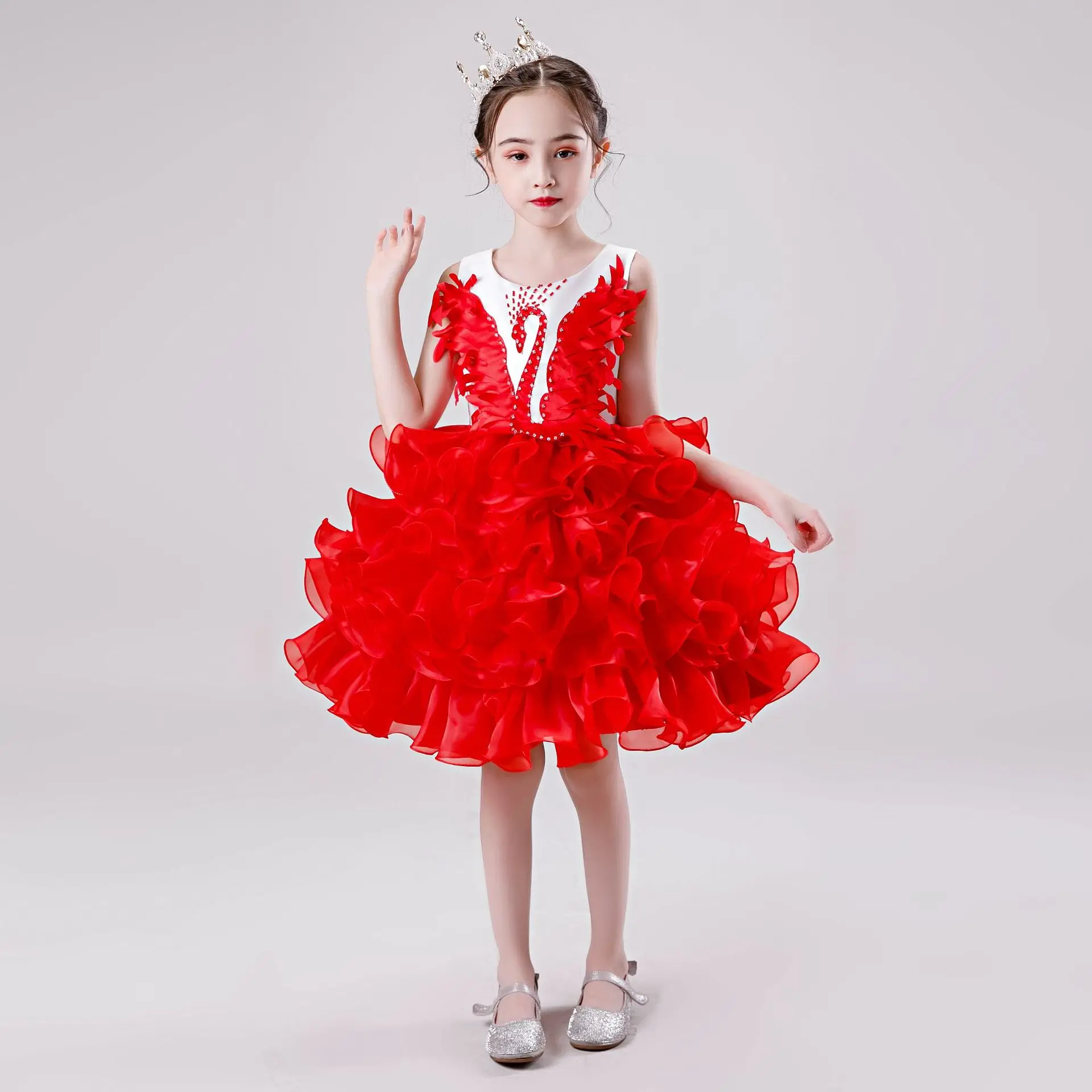 

New 3-9 years old children's dress princess dress tutu black swan girl catwalk piano performance clothes girl Liuyi small host