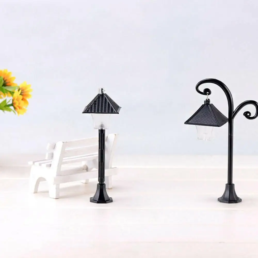 

1PC Miniatures Road Light Model Micro Landscape Bonsai Resin Home Ornament Figurine Streetlight Lamp Decor Craft Street M4N4