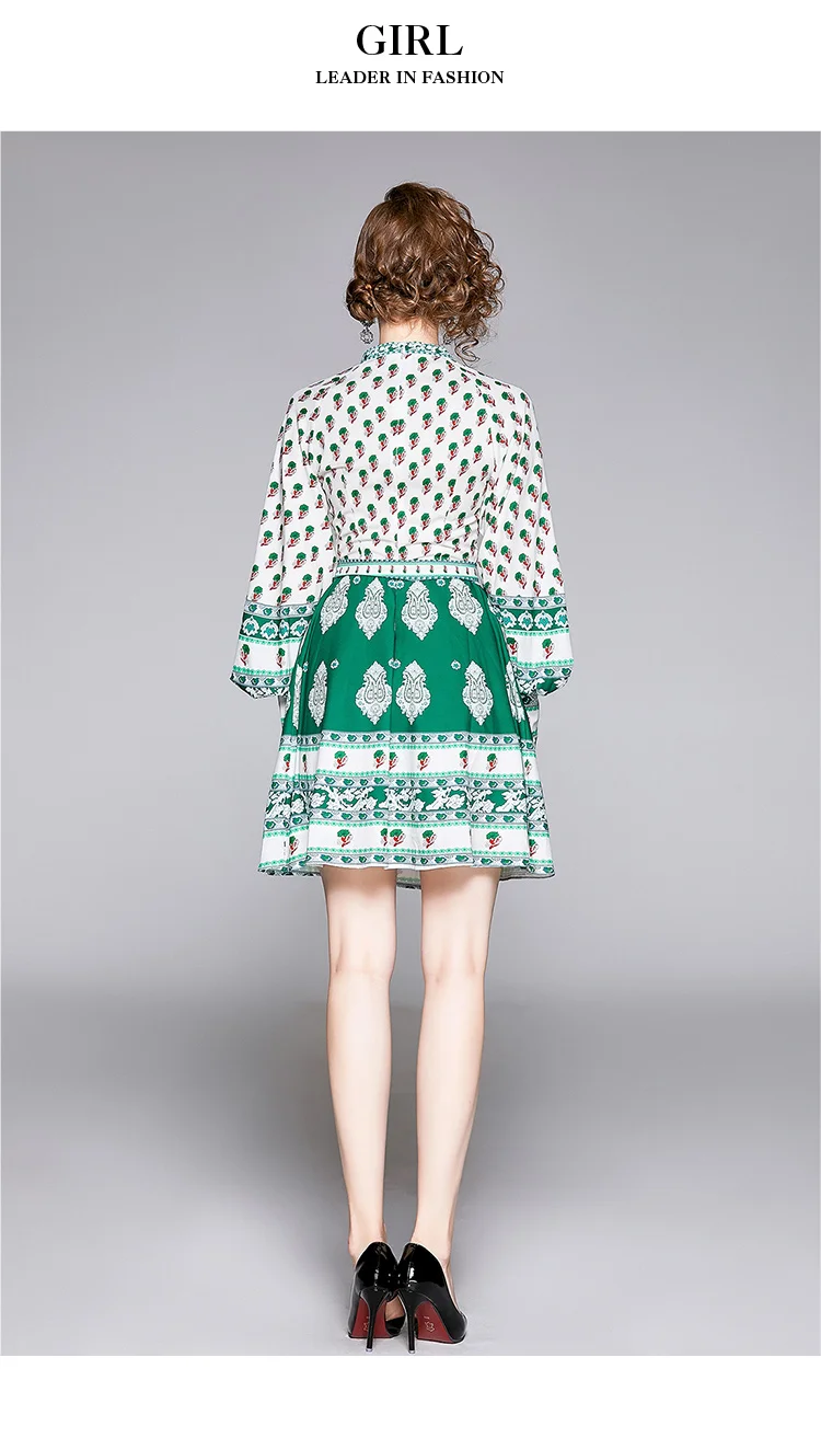 Осеннее женское платье в винтажном дворцовом стиле с цветочным рисунком