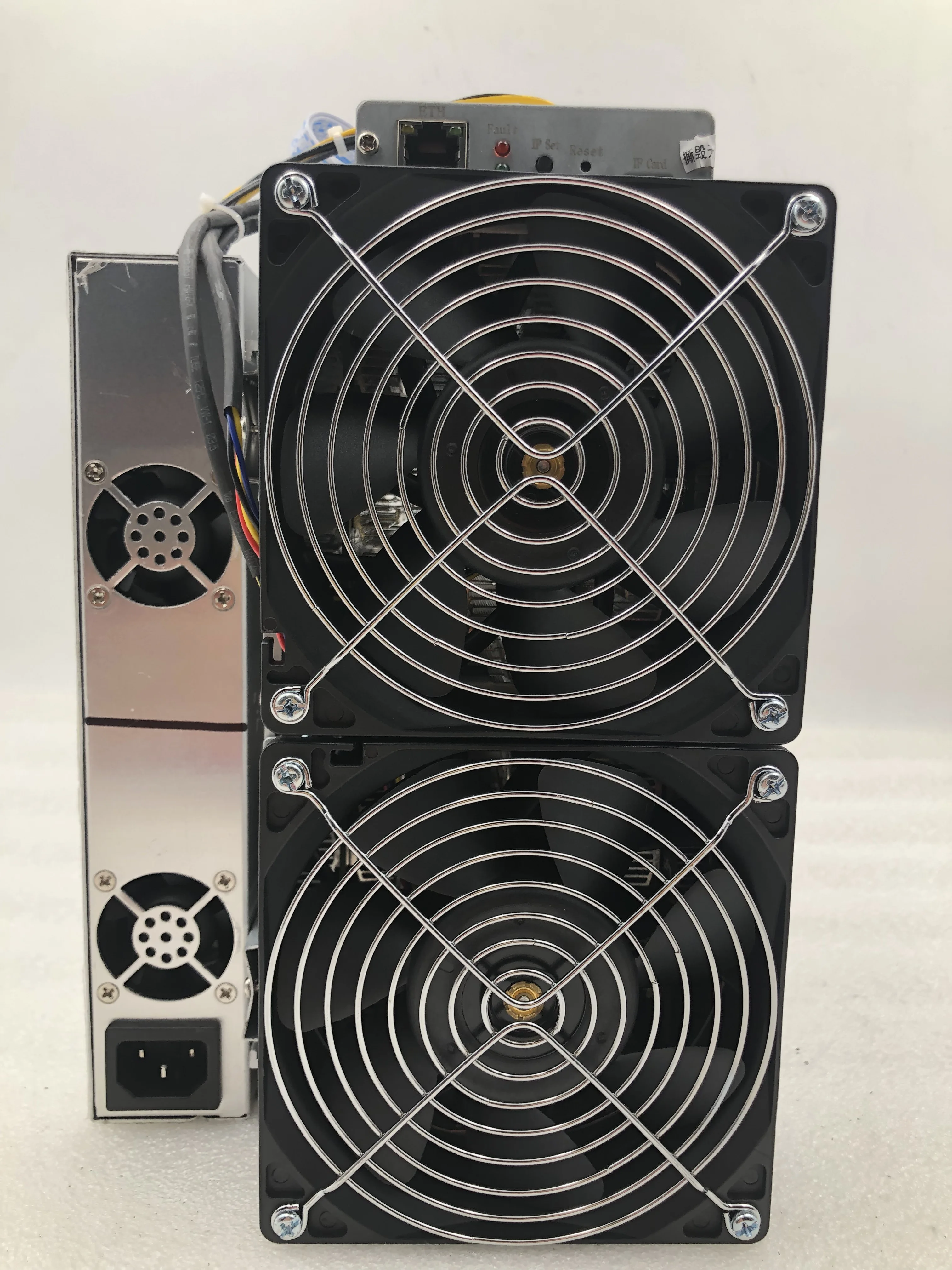 Б/у Майнер биткоинов Asic Love Core A1Pro 23T BTC BCH с блоком питания более экономичный чем