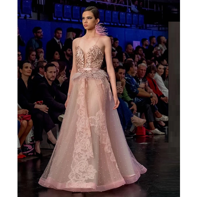 Новая мода шоу стиль свадебное платье Розовый бисера шикарные блестящие платья