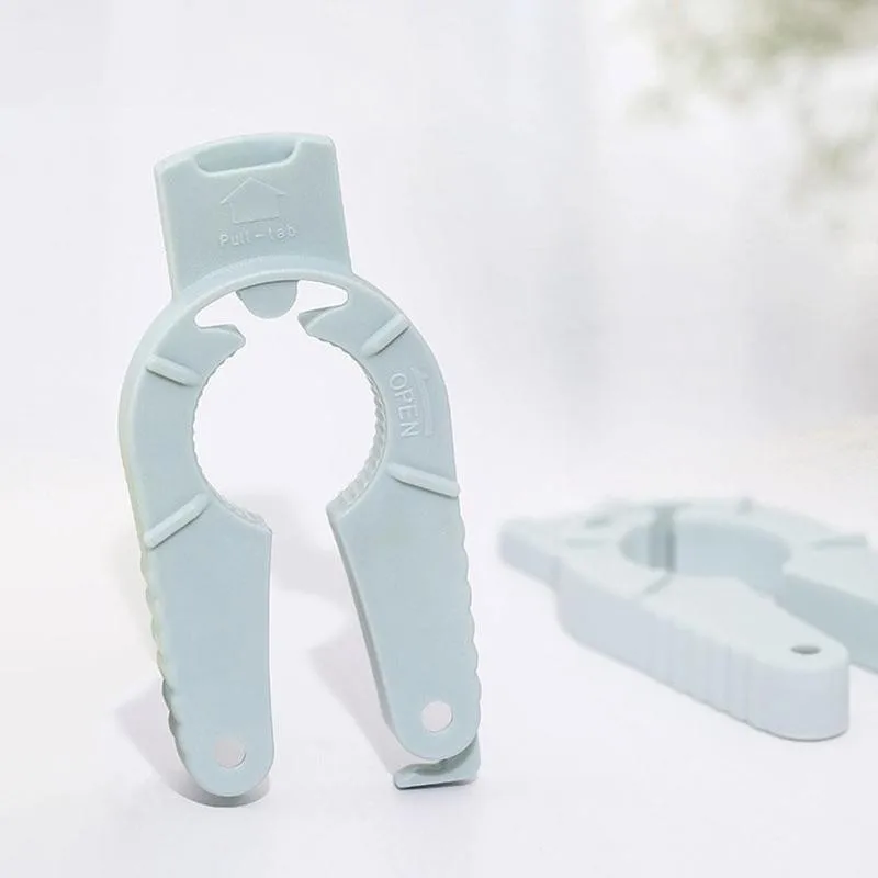 

Three-in-one Bottle Opener Can Opener Multi Function Bottle Opener Beer Drink Opener Adjustable Can Opener Kitchen Gadget