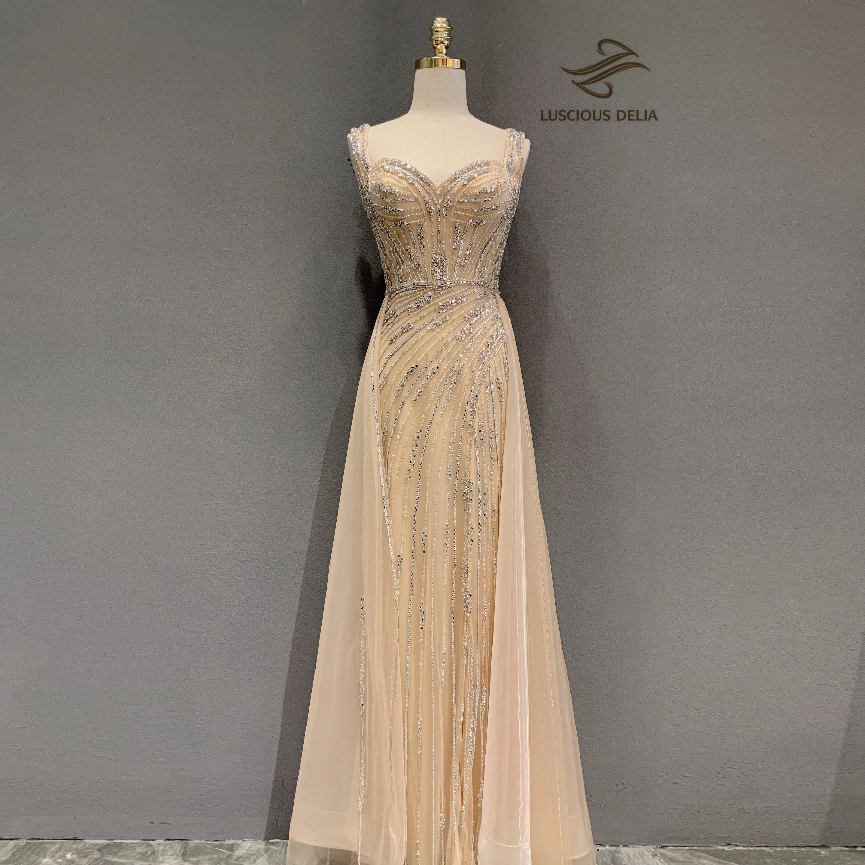 

Luxury Sexy backless party Evening Dresses 2021 Diamond Beading Sleeveless Formal Dress Luscious Delia