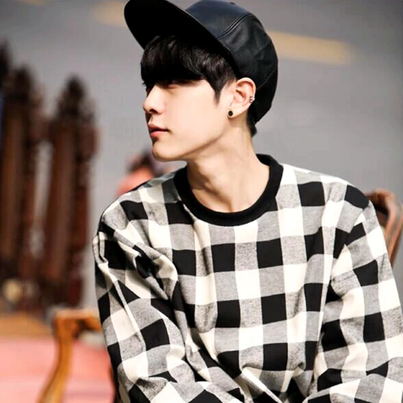 Korean spring and summer color light board black PU flat along the leather shade baseball tide men women |