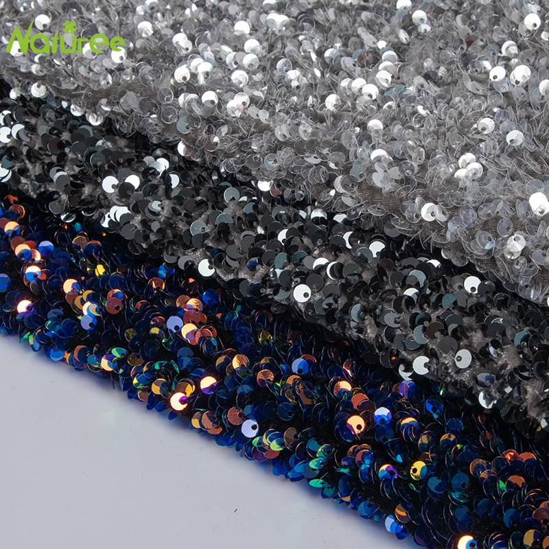 Блестящая ткань с вышивкой и блестками 45*122 см | Дом сад