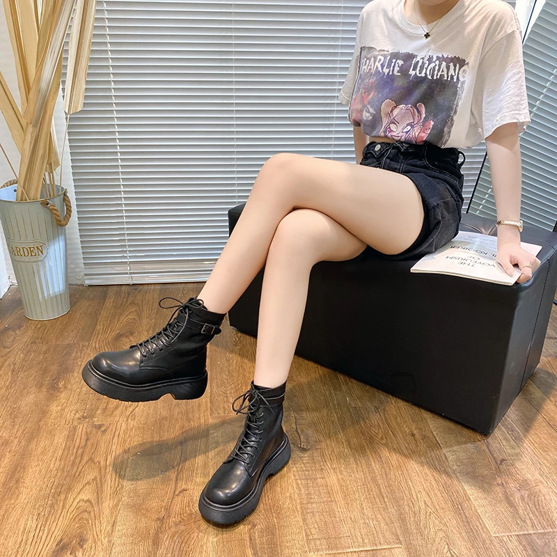 

Women Pocket Boot Ladies Ankle Boots Female Buckle Strap Black Chunky Sole Pouch Ankle Boots Woman Platform Shoe Fashion