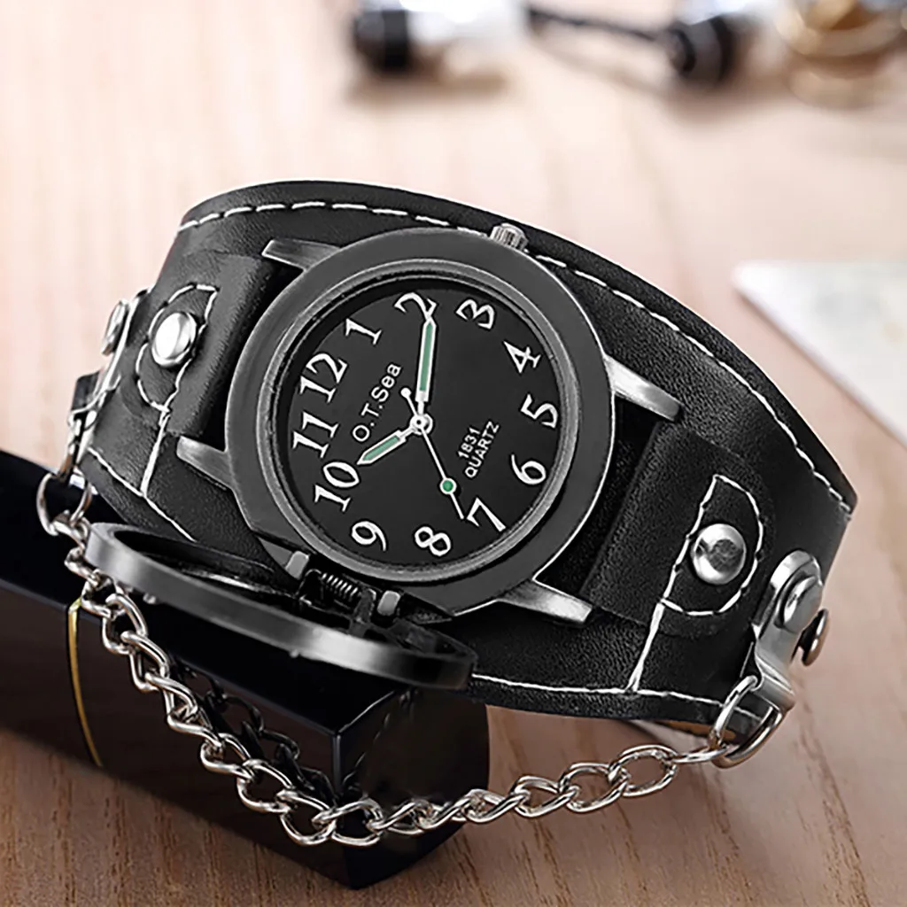 

Men Watch locomotive Bracelet watch Handsome Cool Retro Chain Can Be Flipped Belt Quartz Men And Women Watch