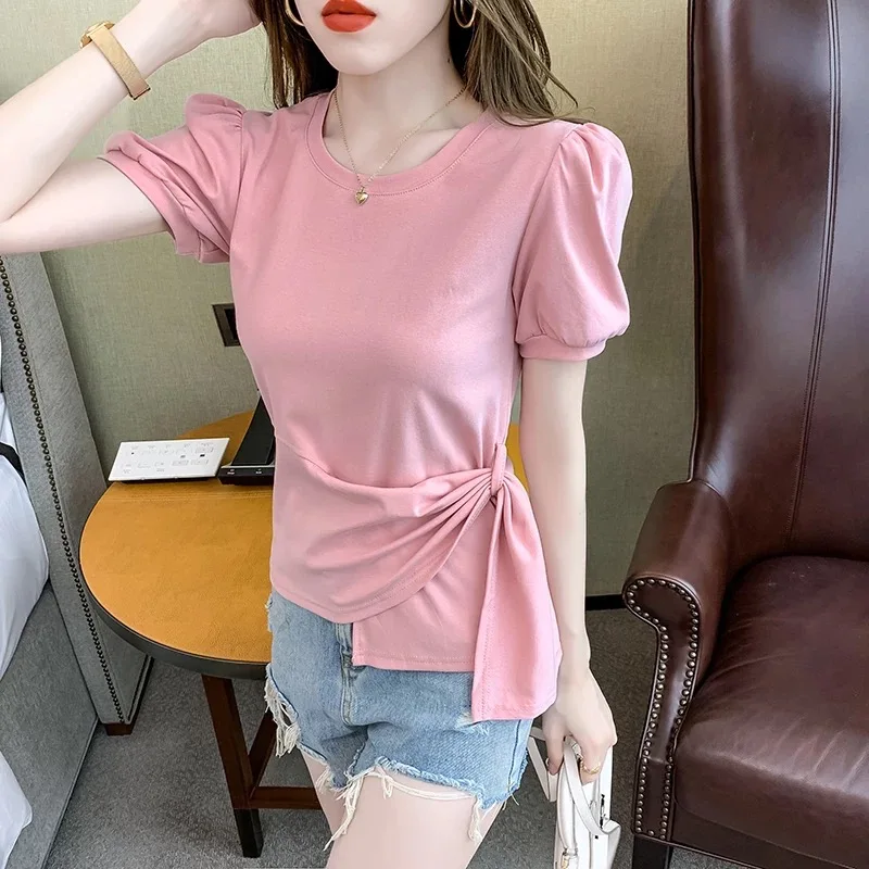 

Женская коричневая модная футболка с коротким рукавом