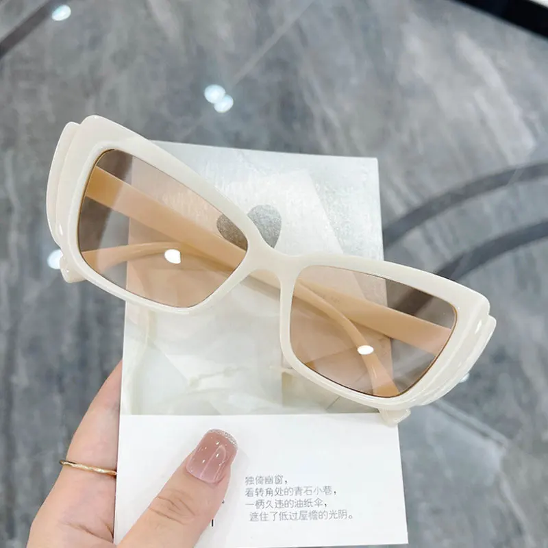 

New Butterfly Sunglasses Women Fashion Brand Design Retro Sun Glasses Luxury Small Frame Travel Party Eyewear
