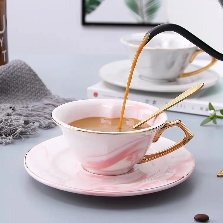 Ceramic Coffee Cup Set English Afternoon Tea Set Heart shaped Mug Tea Couple Cup and saucer Coffee Set Gift for lover
