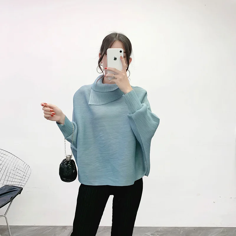 baby blue LANMREM New Scarf Collar Batwing Sleeves Pullover Twice Pleated Thickness Loose Autumn And Winter Sweatshirt WJ74304 - Color: baby blue