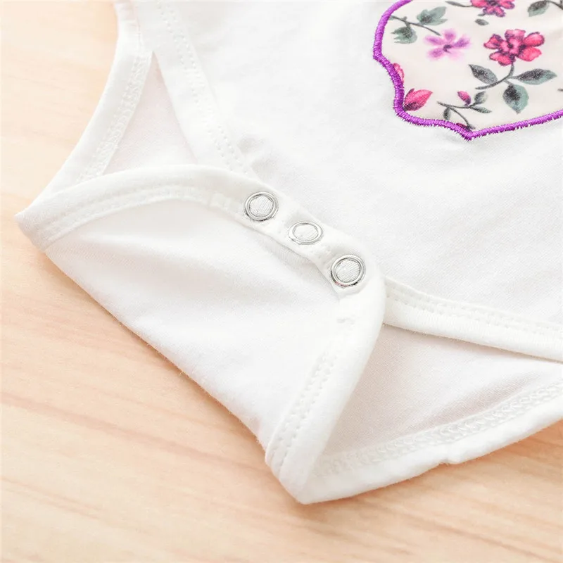 

0-24M 3 Pieces Baby Suit Set Deer Embroidery Round Neck Long Sleeve Romper+ Floral Print Trousers Long Pants + Headband Outfit