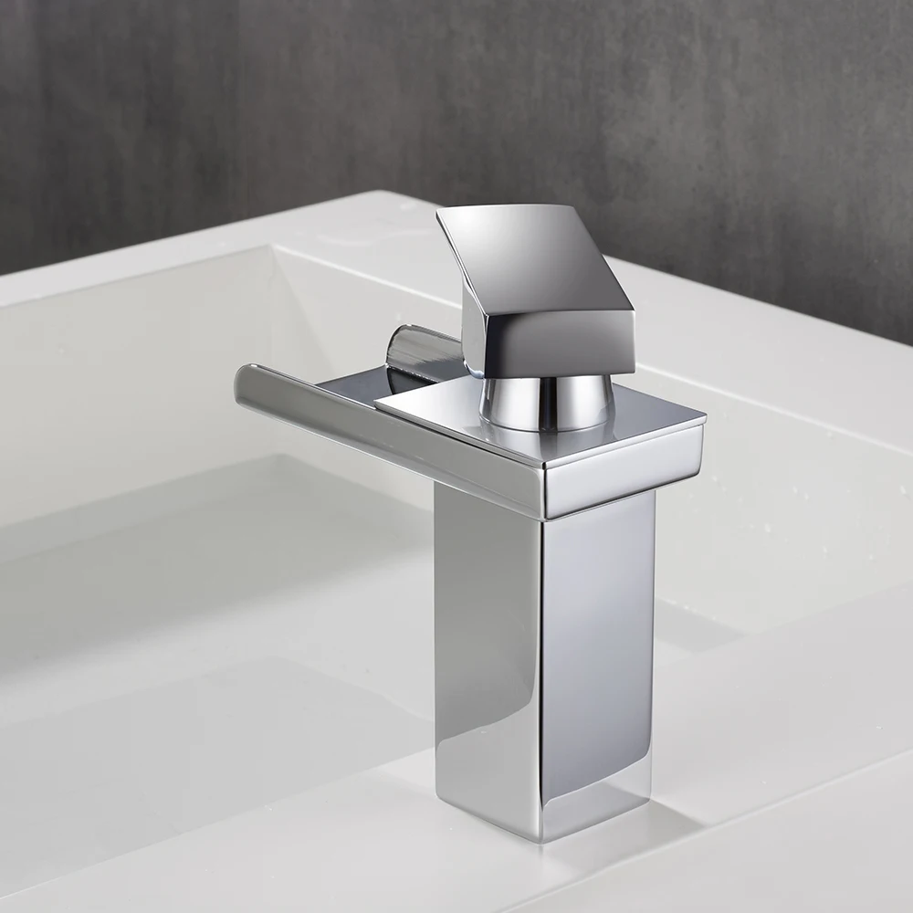 Хромированный смеситель Водопад для ванной комнаты кран раковины с креплением